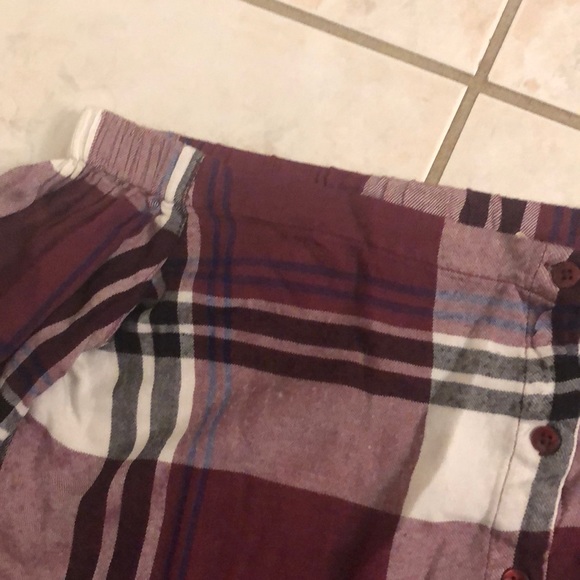 Cute top - Picture 3 of 7